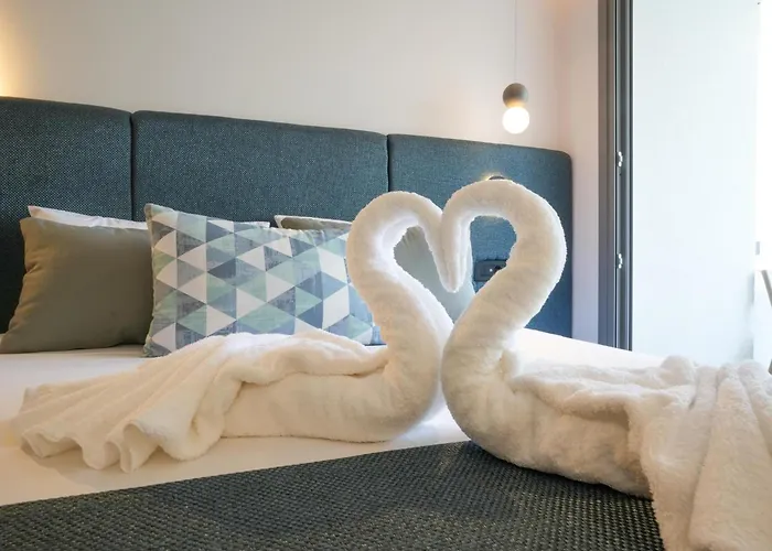 Seaside 4*