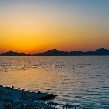 Seaside Hotel 4*