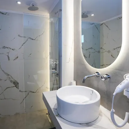 Seaside Hotel 4*